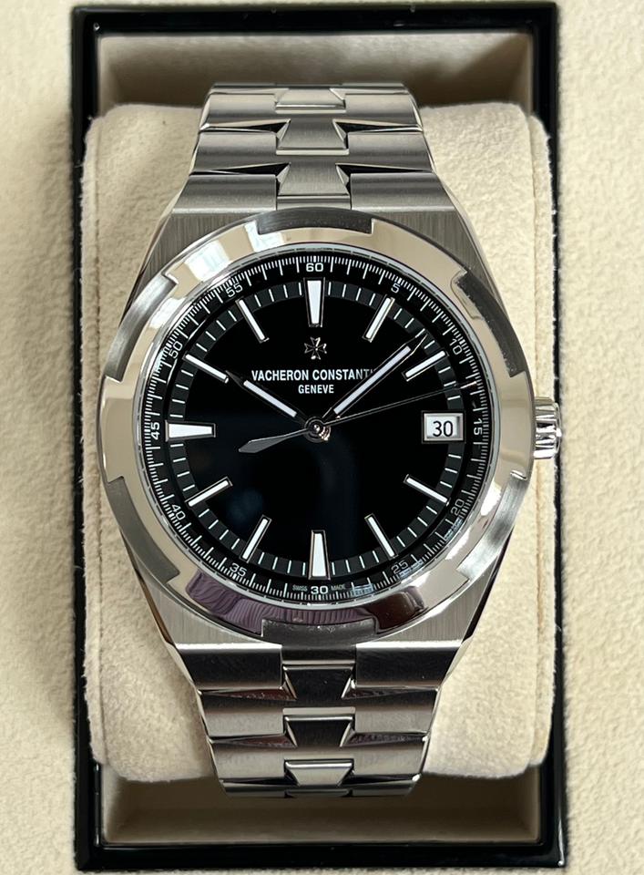 Vacheron Constantin Overseas 4520V
